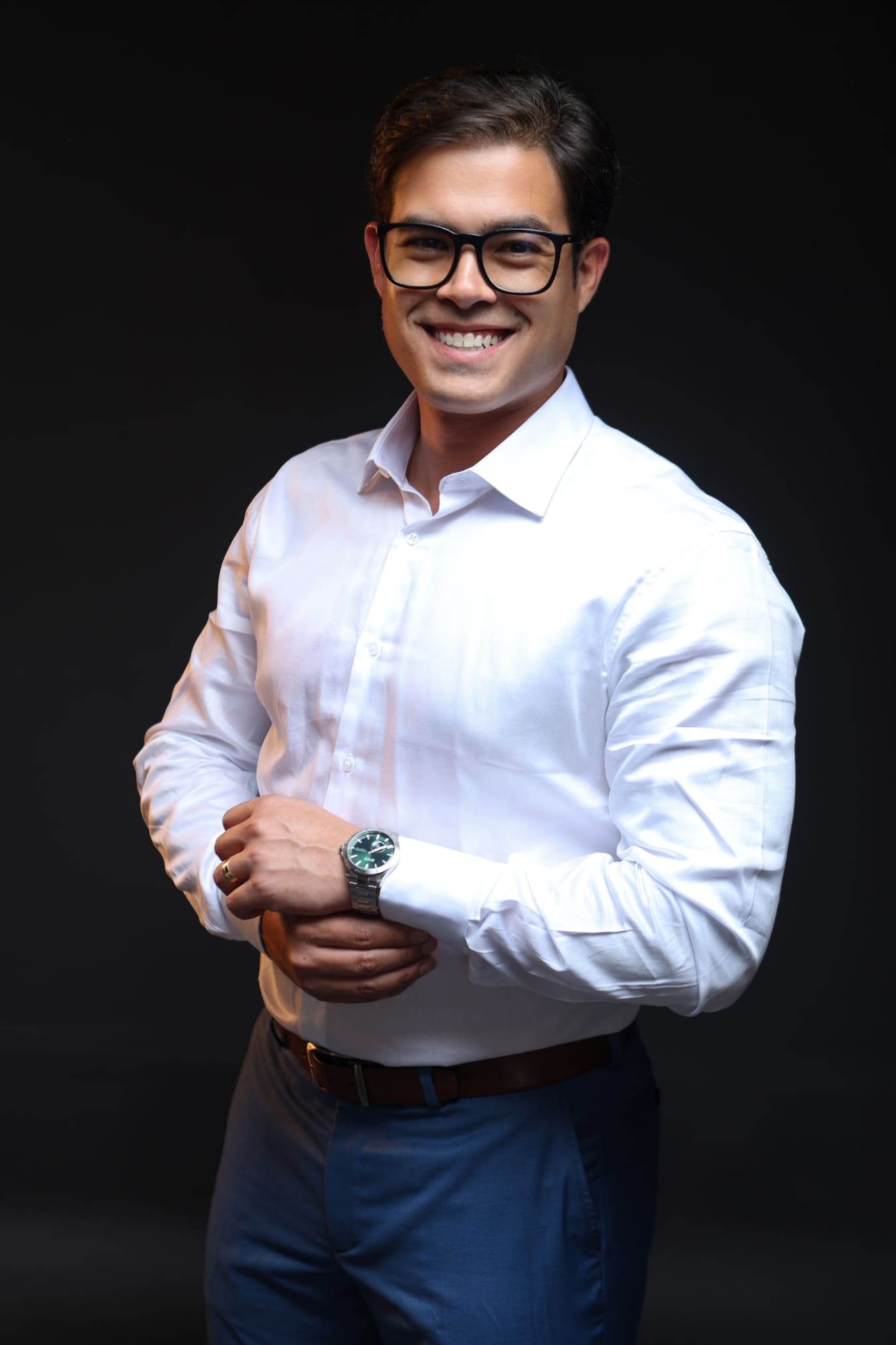 Dr. Fernando Aquino